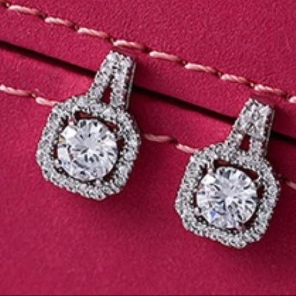 Stunning 925 Rhinestone Earrings - Picture 2 of 3